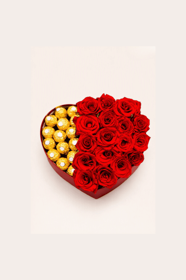fc Royal Velvet Heart & Chocolate Gift Box