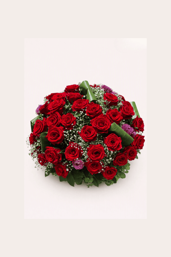 fc3 Crimson Velvet Sphere Centerpiece
