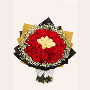 Golden Luxe Heart Center Rose Bouquet